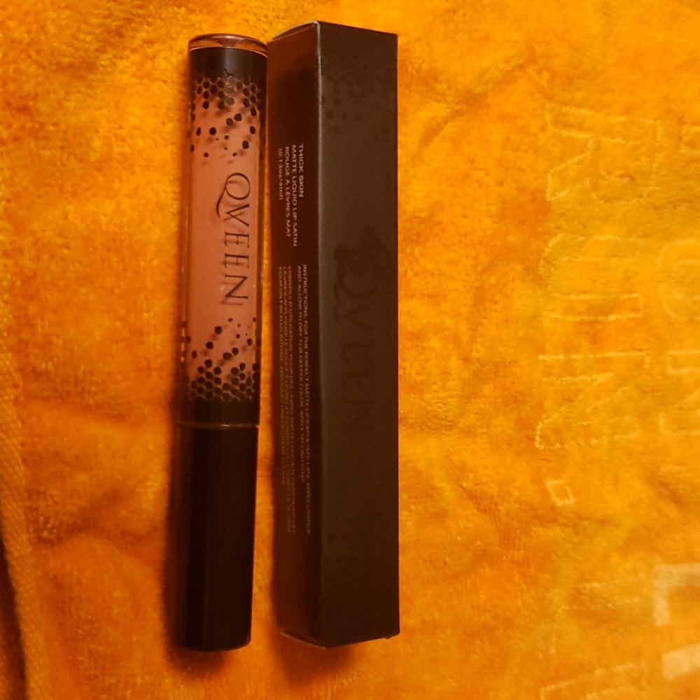 Matte liquid lip satin